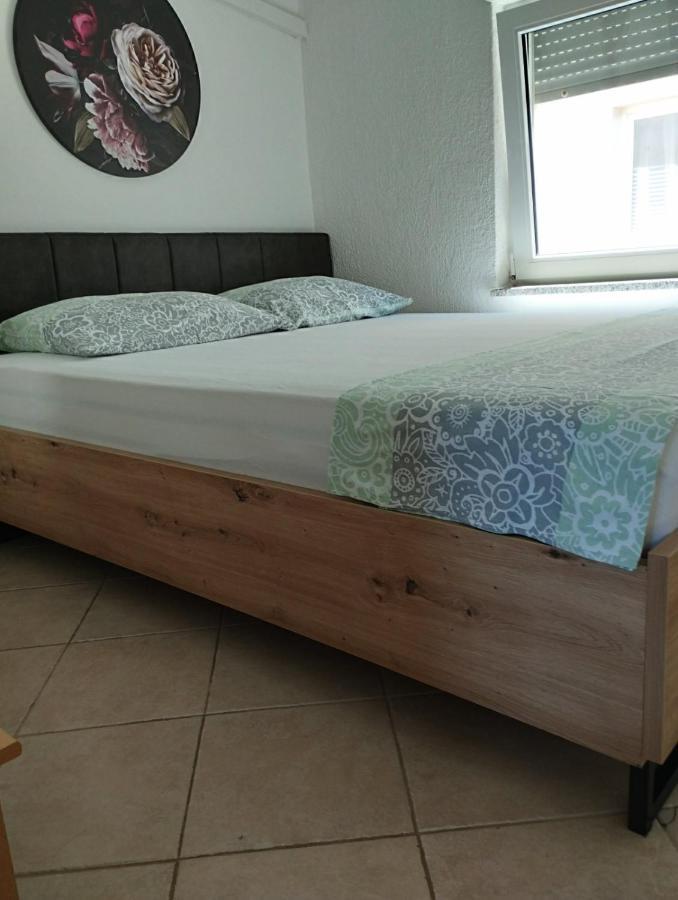 Apartmani Ruza Vir Exterior foto